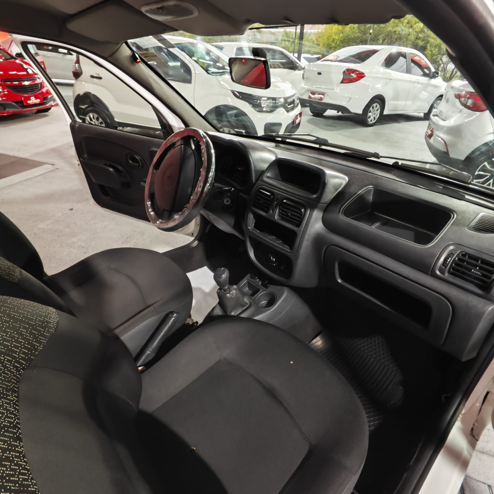 imagem-https://www.socarrao.com.br/sc-vehicle-images-prod/3491/1769987767667-7262657OR_1769909832_85_890.jpg