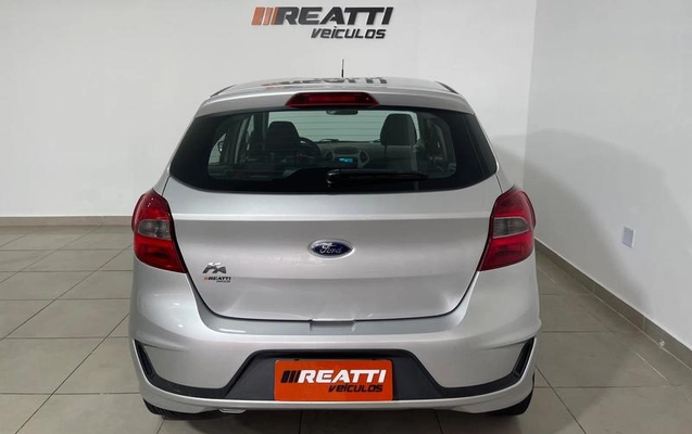 imagem-https://www.socarrao.com.br/sc-vehicle-images-prod/3493739/1790185558202-8421534_10_B_6223efb753.jpeg