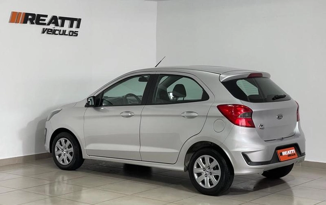 imagem-https://www.socarrao.com.br/sc-vehicle-images-prod/3493739/1790185558207-8421534_14_B_b2130fdccc.jpeg