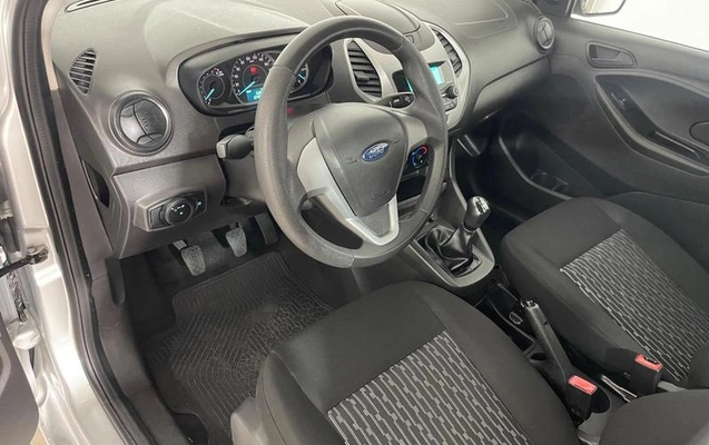 imagem-https://www.socarrao.com.br/sc-vehicle-images-prod/3493739/1790185558209-8421534_15_B_31b3fb49e1.jpeg