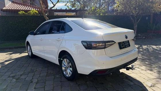 imagem-https://www.socarrao.com.br/sc-vehicle-images-prod/3493741/1787916207439-volkswagen-virtus-1.0-170-tsi-manual-wmimagem10473890132.jpg