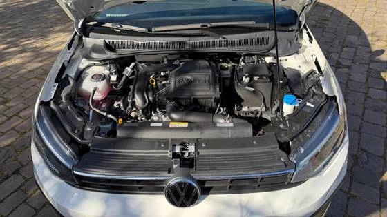 imagem-https://www.socarrao.com.br/sc-vehicle-images-prod/3493741/1787916207448-volkswagen-virtus-1.0-170-tsi-manual-wmimagem10474057010.jpg