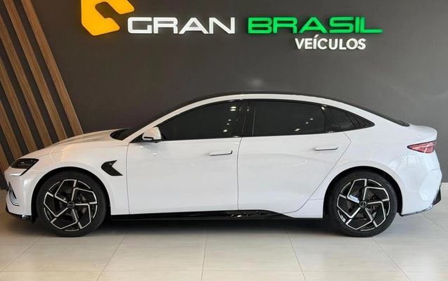 imagem-https://www.socarrao.com.br/sc-vehicle-images-prod/3493742/1787923960682-8425347_7_B_ddeb28e5df.jpeg