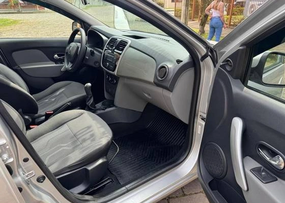 imagem-https://www.socarrao.com.br/sc-vehicle-images-prod/3493743/1787916280393-renault-logan-1.6-dynamique-8v-flex-4p-automatizado-wmimagem14102342910.jpg