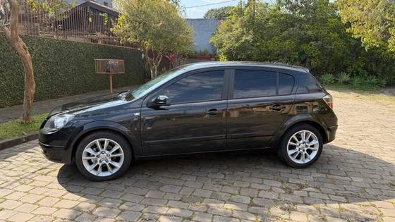 imagem-https://www.socarrao.com.br/sc-vehicle-images-prod/3493745/1787916354252-chevrolet-vectra-2.0-mpfi-elegance-8v-140cv-flex-4p-automatico-wmimagem14073804896.jpg
