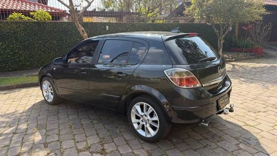 imagem-https://www.socarrao.com.br/sc-vehicle-images-prod/3493745/1787916354256-chevrolet-vectra-2.0-mpfi-elegance-8v-140cv-flex-4p-automatico-wmimagem14073841334.jpg