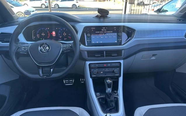 imagem-https://www.socarrao.com.br/sc-vehicle-images-prod/3493772/1789050518620-8402103_11_B_6fcfe6636d.jpeg