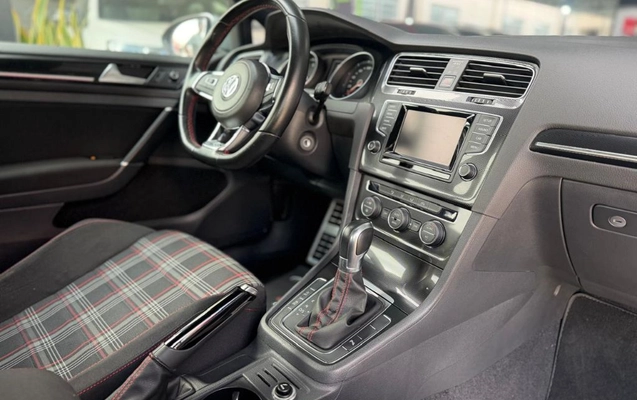 imagem-https://www.socarrao.com.br/sc-vehicle-images-prod/3493782/1788349389907-gb-04f36f3.jpg