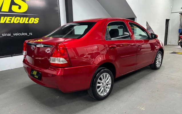 imagem-https://www.socarrao.com.br/sc-vehicle-images-prod/3493785/1787918222321-V2hhdHNBcHAgSW1hZ2UgMjAyNi0wOC0yMCBhdCAwOS4zNi40NC5qcGVn.jpeg