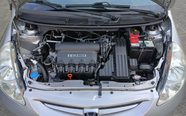 imagem-https://www.socarrao.com.br/sc-vehicle-images-prod/3493812/1787919079621-MTc4NzkxODUxNzE1NDQ1NzM5NzM0NDA1MjIzNjE1NzEuanBn.jpg