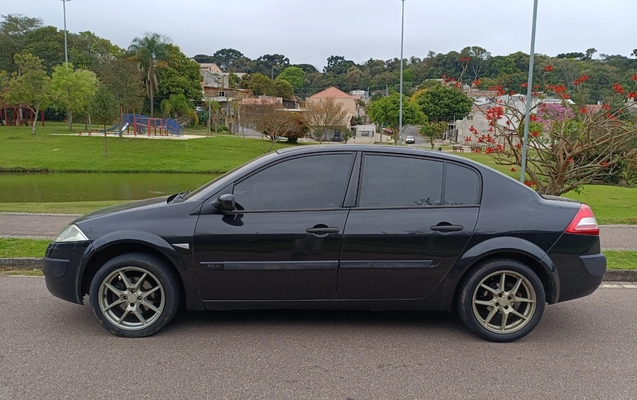 imagem-https://www.socarrao.com.br/sc-vehicle-images-prod/3494100/1787919860398-SU1HXzIwMjYwODI2XzA5MTgxMy5qcGc.jpg