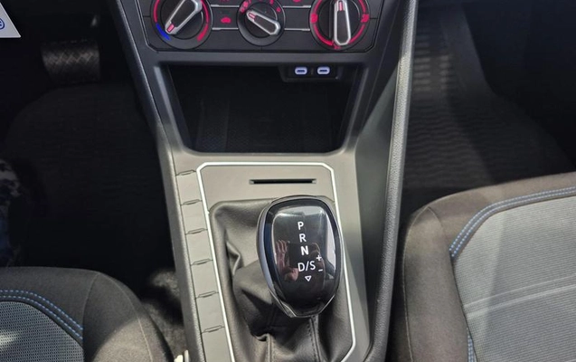 imagem-https://www.socarrao.com.br/sc-vehicle-images-prod/3495771/1787944179012-8425549_2_B_00277a53d3.jpeg