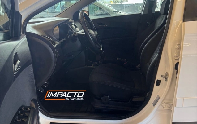 imagem-https://www.socarrao.com.br/sc-vehicle-images-prod/3496423/1787920707462-gb-60ee89d.jpeg