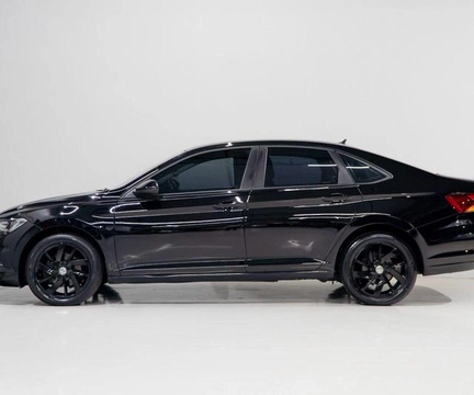 Volkswagen Jetta 2018 Preto — foto 1 de 3