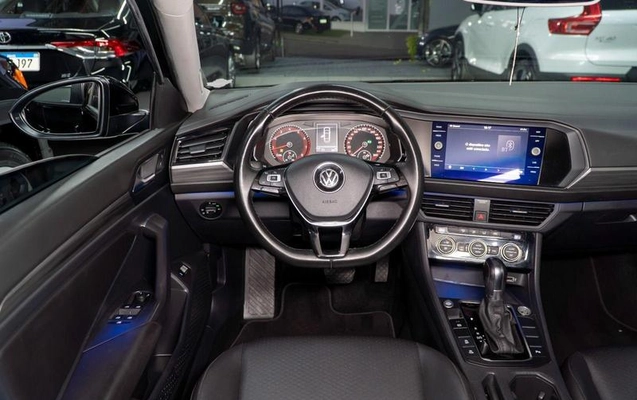 imagem-https://www.socarrao.com.br/sc-vehicle-images-prod/3496541/1787922197118-8425629_4_B_e89570cd33.jpeg