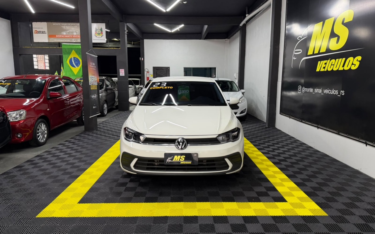 Volkswagen Polo 1.0 MPI Flex 12V 5p 2023 Branco — foto 1 de 3