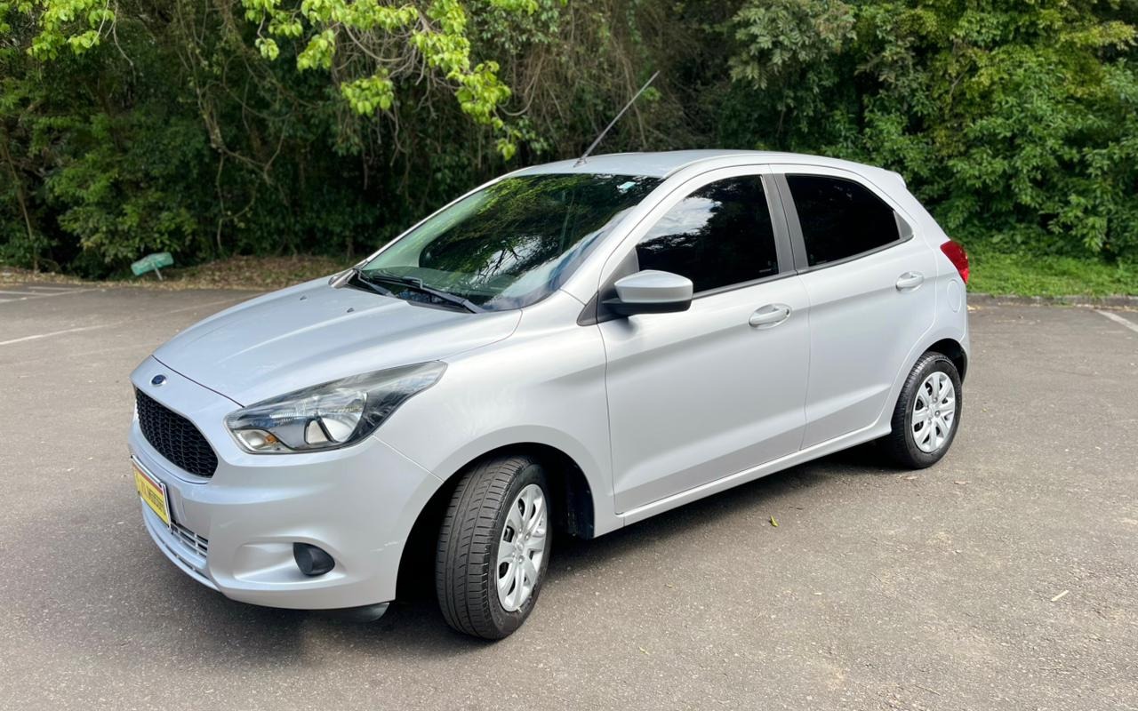 Ford Ka 2017 Prata — foto 1 de 3