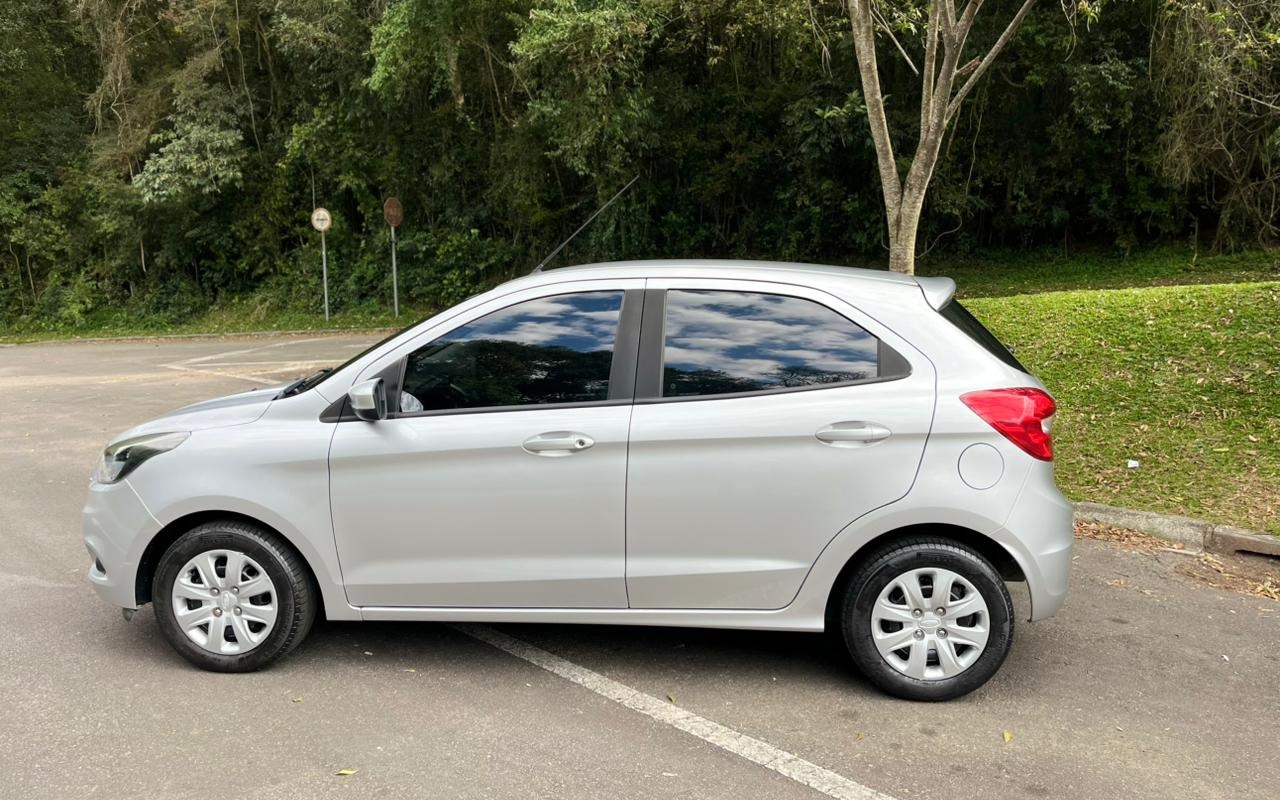 imagem-https://www.socarrao.com.br/sc-vehicle-images-prod/3497278/1787924728688-V2hhdHNBcHAgSW1hZ2UgMjAyNi0wOC0yOCBhdCAxMC4zMy41Ni5qcGVn.jpeg