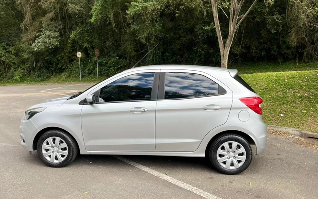 imagem-https://www.socarrao.com.br/sc-vehicle-images-prod/3497278/1787924728688-V2hhdHNBcHAgSW1hZ2UgMjAyNi0wOC0yOCBhdCAxMC4zMy41Ni5qcGVn.jpeg