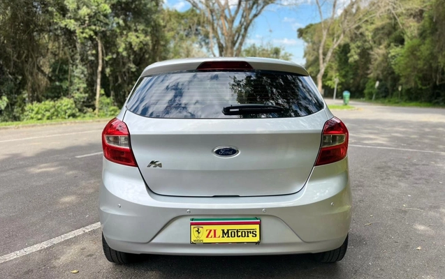 imagem-https://www.socarrao.com.br/sc-vehicle-images-prod/3497278/1787924729366-V2hhdHNBcHAgSW1hZ2UgMjAyNi0wOC0yOCBhdCAxMC4zMy41NyAoMykuanBlZw.jpeg