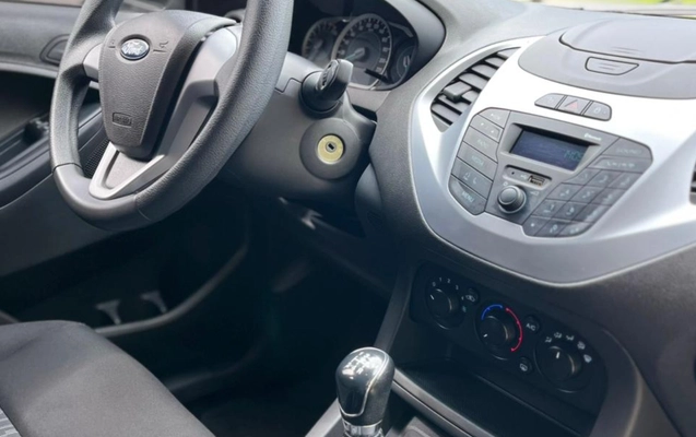 imagem-https://www.socarrao.com.br/sc-vehicle-images-prod/3497278/1787924731270-V2hhdHNBcHAgSW1hZ2UgMjAyNi0wOC0yOCBhdCAxMC4zMy41OS5qcGVn.jpeg