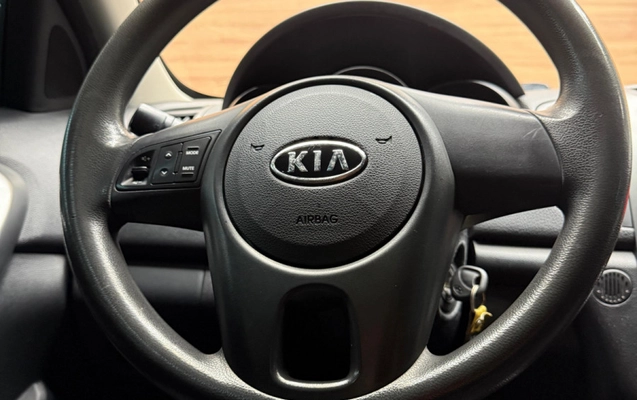 imagem-https://www.socarrao.com.br/sc-vehicle-images-prod/3497281/1787921355773-Pz0zWWsZRWnJY3UU3klClfni8HUrtmSM.jpg