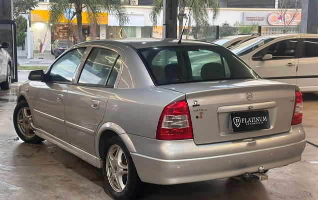 imagem-https://www.socarrao.com.br/sc-vehicle-images-prod/3497291/1787921789634-fe2364b12b574e3f9ea39eaa6a041c43_1787921722379.jpg