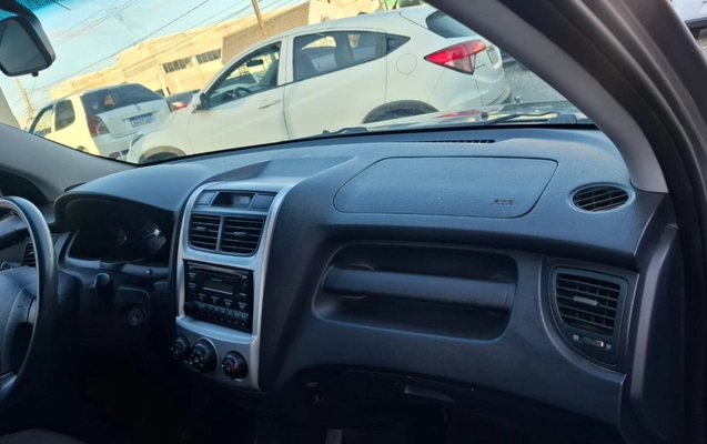 imagem-https://www.socarrao.com.br/sc-vehicle-images-prod/3497293/1787921859571-Yjk1YTcwZDgtMzgxMS00MjJjLTkyNzAtNjljM2I1Y2E0MGJmLmpmaWY.jfif