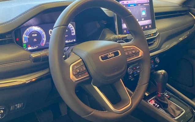 imagem-https://www.socarrao.com.br/sc-vehicle-images-prod/3497320/1788554975442-8425825_12_B_3031e66ac0.jpeg