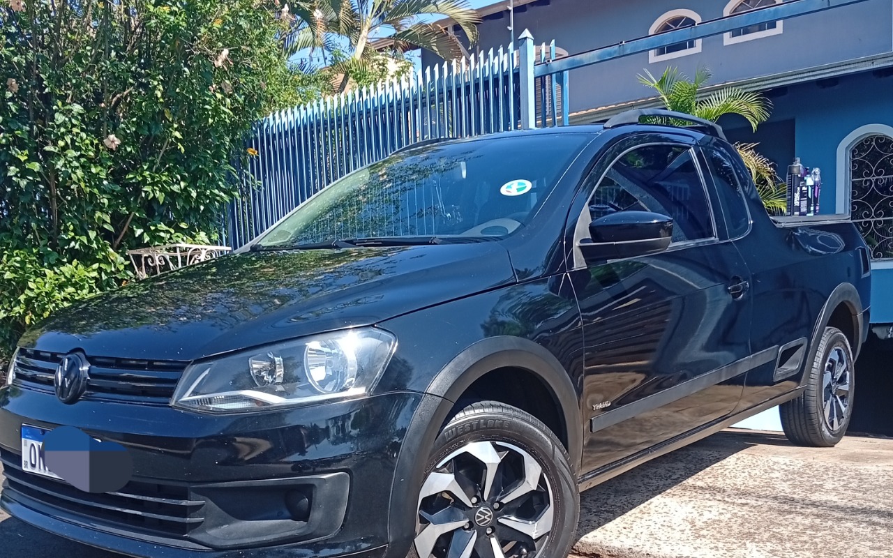 Volkswagen Saveiro 2014 Preto — foto 1 de 3