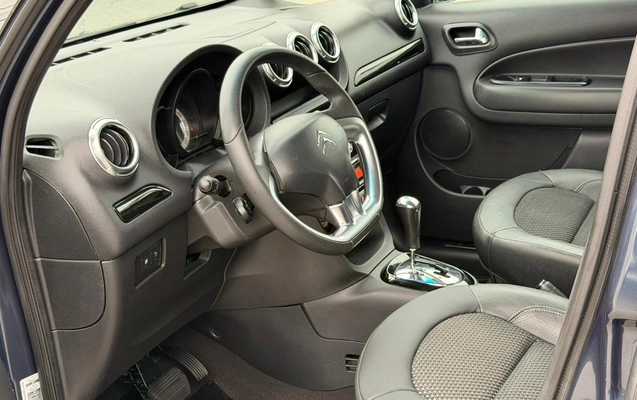 imagem-https://www.socarrao.com.br/sc-vehicle-images-prod/3497331/1787922996079-003_6d57e101660777c4440cb28453ab7a29.jpeg