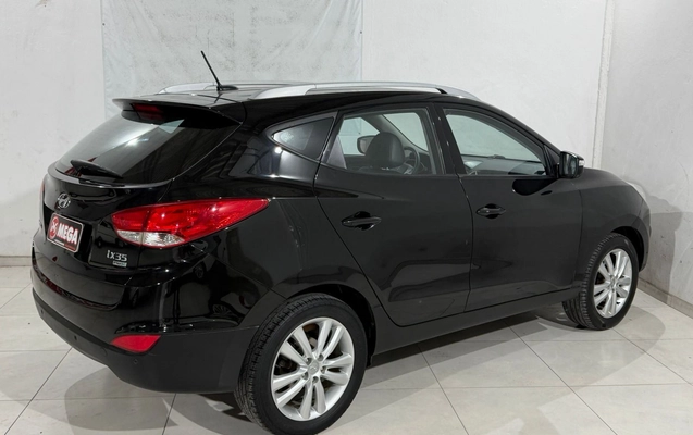 imagem-https://www.socarrao.com.br/sc-vehicle-images-prod/3497333/1788803680021-be222f825d0e4e7d948d31e5d7ca2e14_1787862876378.jpg