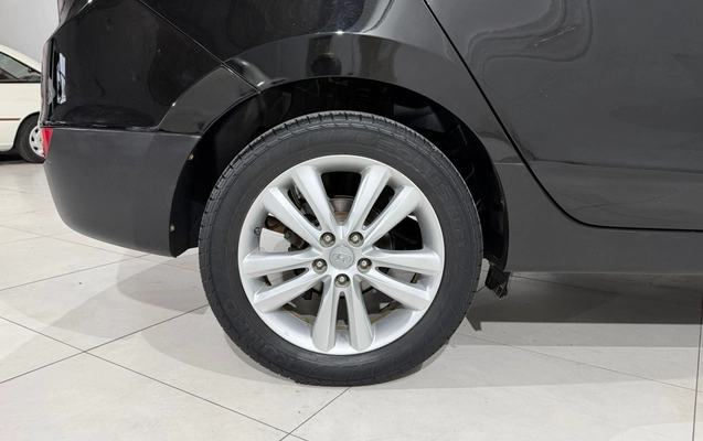imagem-https://www.socarrao.com.br/sc-vehicle-images-prod/3497333/1788803680034-e022fb9f152a4c7f9cd5d7ac3d7d8e62_1787862876433.jpg