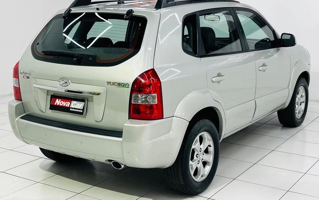 imagem-https://www.socarrao.com.br/sc-vehicle-images-prod/3497343/1788555413633-8425934_7_B_923a3778ae.jpeg