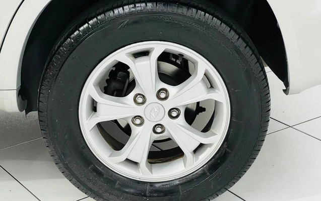 imagem-https://www.socarrao.com.br/sc-vehicle-images-prod/3497343/1788555413656-8425934_19_B_a43f50a559.jpeg