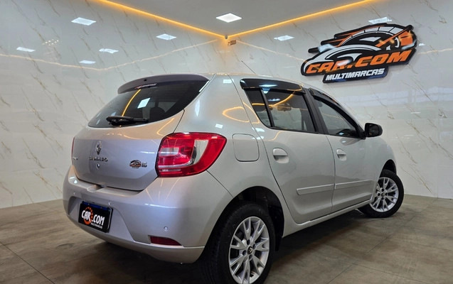 imagem-https://www.socarrao.com.br/sc-vehicle-images-prod/3497362/1787923484080-Ny5qcGc.jpg