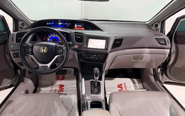 imagem-https://www.socarrao.com.br/sc-vehicle-images-prod/3497395/1788803786352-9997facd036e4c4f81d855ed17512a6f_1785357510781.jpg