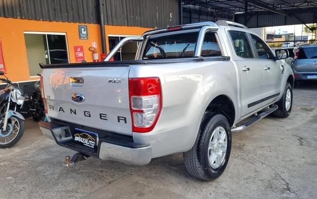 imagem-https://www.socarrao.com.br/sc-vehicle-images-prod/3497511/1787924363719-8242077_6_B_bfe0b9e0c6.jpeg