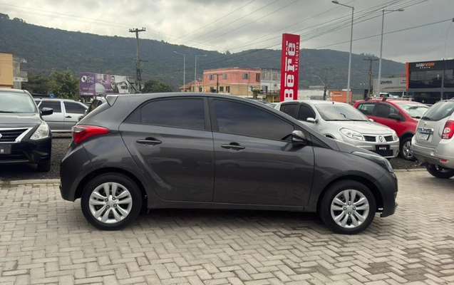 imagem-https://www.socarrao.com.br/sc-vehicle-images-prod/3497522/1787924524318-Wwmzy5FY7SjXRNG0EhtmcWPA6SQ1lyUT.jpg