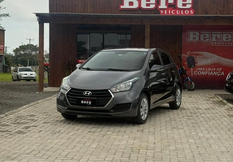 Hyundai HB20 2017 Cinza — foto 1 de 3