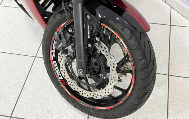 imagem-https://www.socarrao.com.br/sc-vehicle-images-prod/3497525/1787924527217-V2hhdHNBcHAgSW1hZ2UgMjAyNi0wOC0yOCBhdCAxMC4zMi4zMiAoMikuanBlZw.jpeg