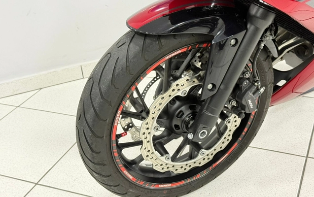 imagem-https://www.socarrao.com.br/sc-vehicle-images-prod/3497525/1787924527743-V2hhdHNBcHAgSW1hZ2UgMjAyNi0wOC0yOCBhdCAxMC4zMi4zMyAoMSkuanBlZw.jpeg