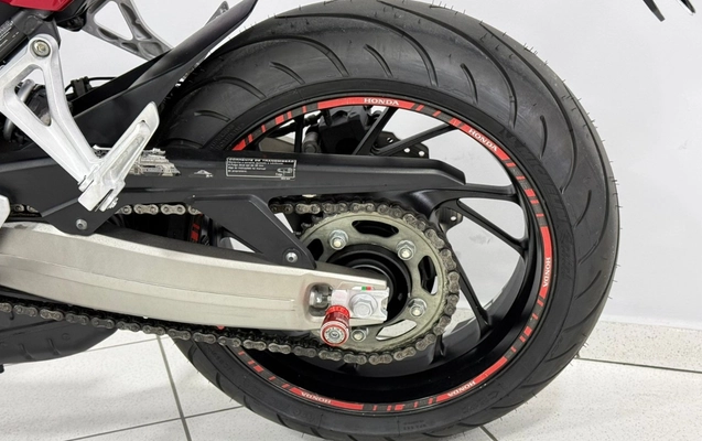 imagem-https://www.socarrao.com.br/sc-vehicle-images-prod/3497525/1787924527848-V2hhdHNBcHAgSW1hZ2UgMjAyNi0wOC0yOCBhdCAxMC4zMi4zMyAoMikuanBlZw.jpeg