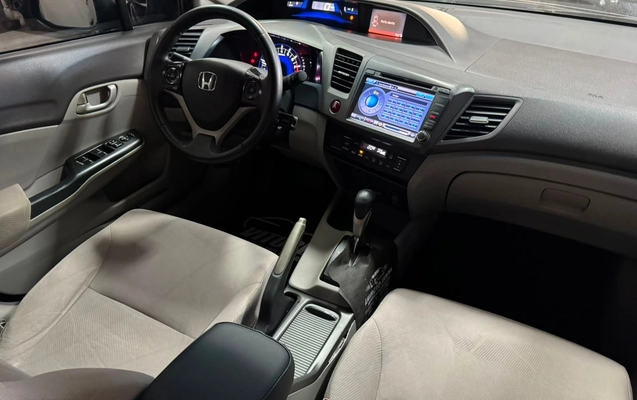 imagem-https://www.socarrao.com.br/sc-vehicle-images-prod/3497528/1789406547125-c8e20dcd5ff443d4ae323962a2b3d7b9_1787666020728.jpg