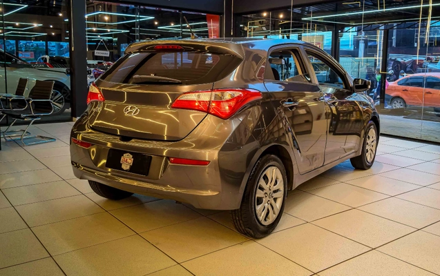 imagem-https://www.socarrao.com.br/sc-vehicle-images-prod/3497547/1789404363947-be55eaf4-f350-4f84-b3e8-a400ee53ba7a.jpg