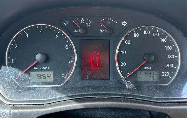 imagem-https://www.socarrao.com.br/sc-vehicle-images-prod/3497580/1788465608282-8400203_3_B_8135e90695.jpeg