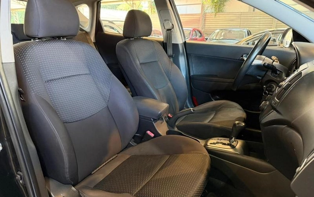 imagem-https://www.socarrao.com.br/sc-vehicle-images-prod/3497783/1787926570203-8369611_1_B_46dcab54e3.jpeg