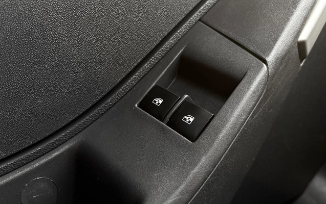 imagem-https://www.socarrao.com.br/sc-vehicle-images-prod/3497798/1787926485682-V2hhdHNBcHAgSW1hZ2UgMjAyNi0wOC0yOCBhdCAxMC4wOC4zNSAoMSkuanBlZw.jpeg