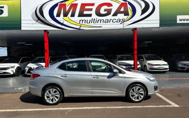 imagem-https://www.socarrao.com.br/sc-vehicle-images-prod/3497800/1787926519777-1787926347251.6.jpg