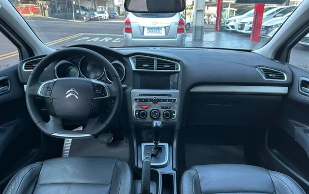 imagem-https://www.socarrao.com.br/sc-vehicle-images-prod/3497800/1787926519786-1787926347251.15.jpg